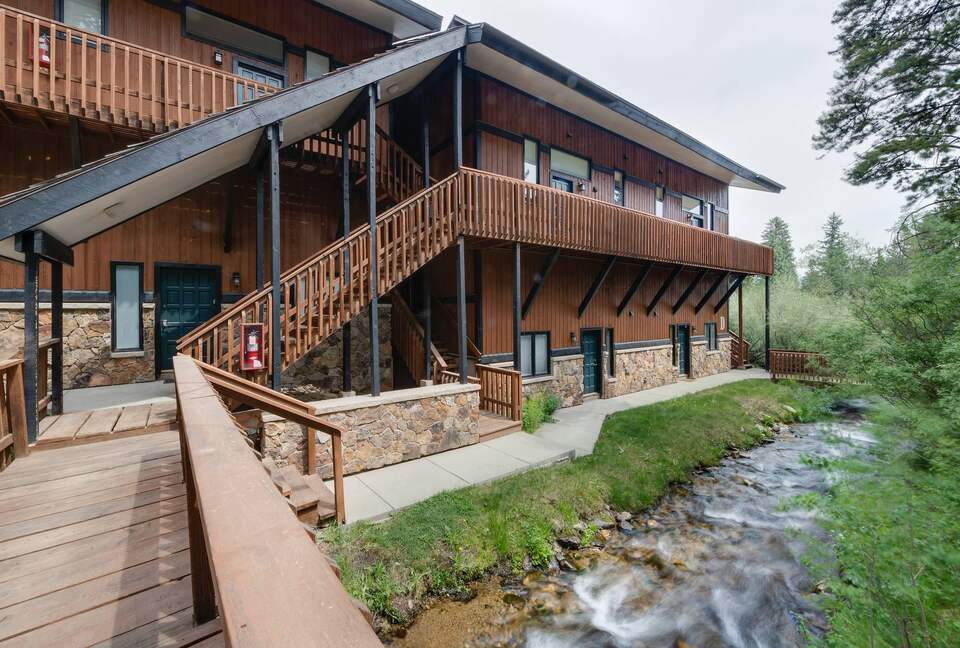Alpine Comfort Steps from Downtown Breckenridge - Breckenridge, Colorado