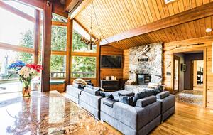 Pacific Northwest Woodland Escape - Duvall, Washington