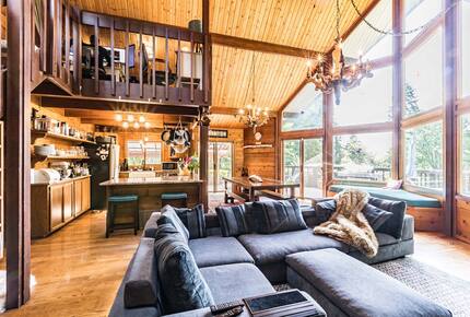 Pacific Northwest Woodland Escape - Duvall, Washington