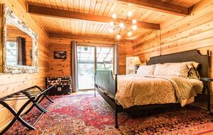 Pacific Northwest Woodland Escape - Duvall, Washington