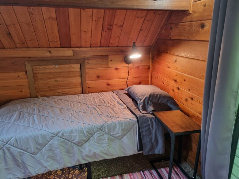 Pacific Northwest Woodland Escape - Duvall, Washington