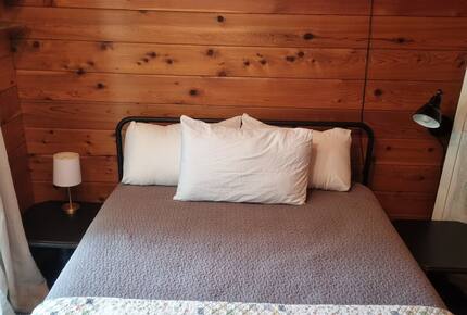 Pacific Northwest Woodland Escape - Duvall, Washington