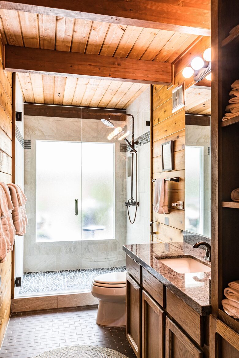 Pacific Northwest Woodland Escape - Duvall, Washington