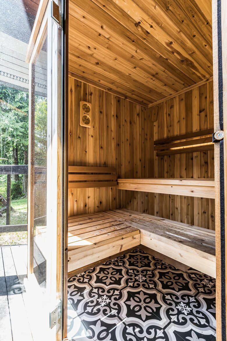 Pacific Northwest Woodland Escape - Duvall, Washington