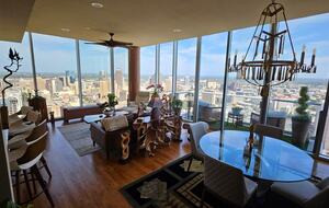 Downtown San Antonio Luxury Residence - San Antonio, Texas