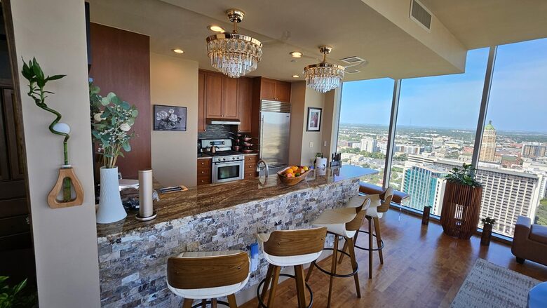 Downtown San Antonio Luxury Residence - San Antonio, Texas