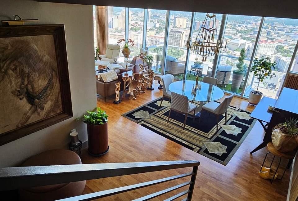 Downtown San Antonio Luxury Residence - San Antonio, Texas