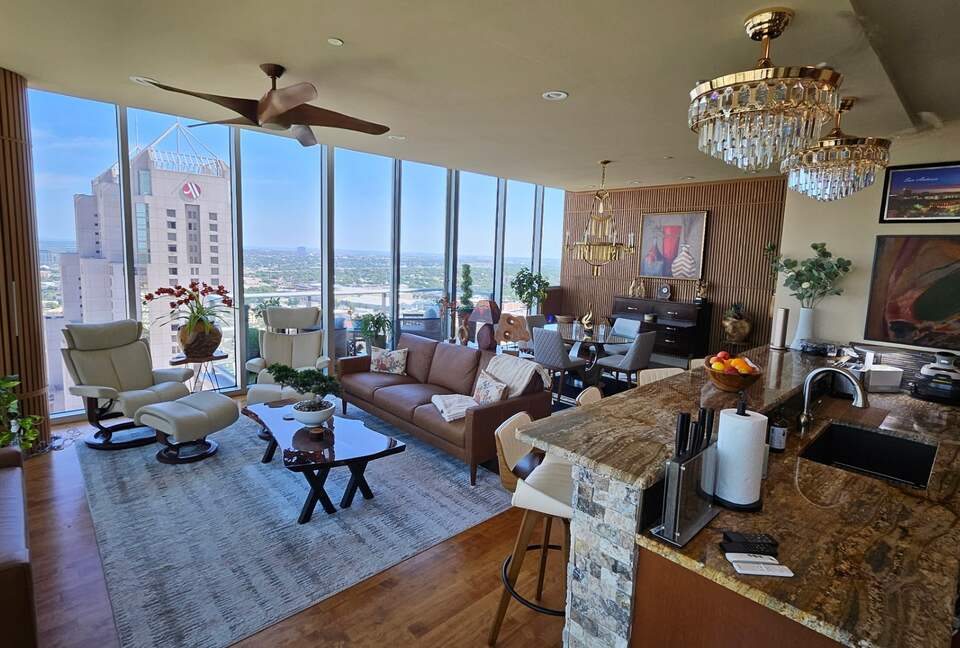 Downtown San Antonio Luxury Residence - San Antonio, Texas