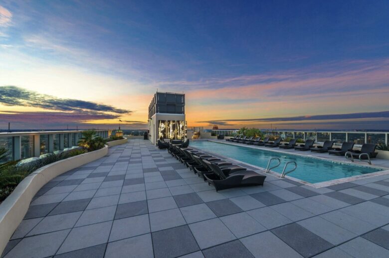 Downtown San Antonio Luxury Residence - San Antonio, Texas