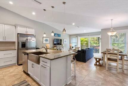 Island Escape in Holmes Beach - Holmes Beach, Florida