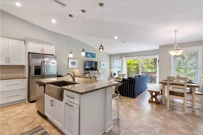 Island Escape in Holmes Beach - Holmes Beach, Florida