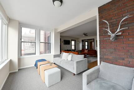 Spacious 1920s Home Overlooking Lake Mendota - Madison, Wisconsin