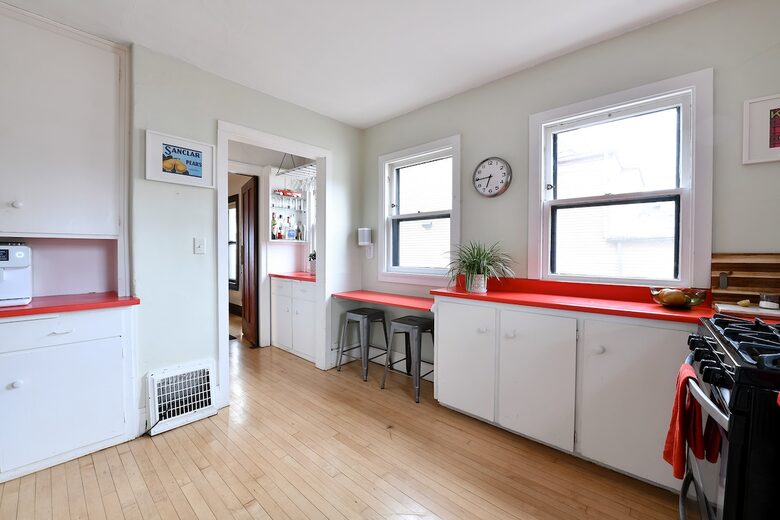 Spacious 1920s Home Overlooking Lake Mendota - Madison, Wisconsin