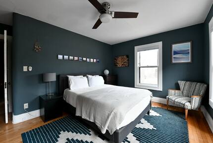 Spacious 1920s Home Overlooking Lake Mendota - Madison, Wisconsin