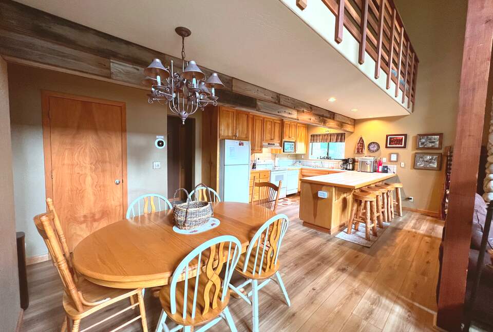 Bass Lake Escape | A Cozy Retreat Near Yosemite - Bass Lake, California