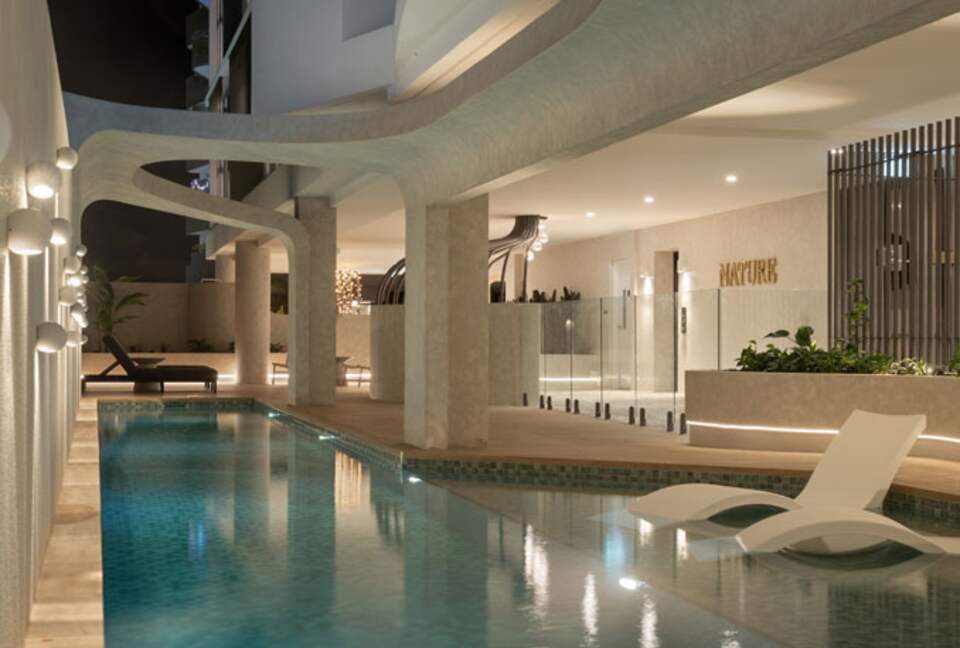 Exclusive Cotton Tree Waterfront Retreat with Resort Amenities - Maroochydore, Australia