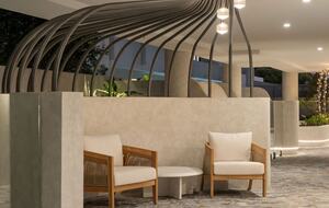 Exclusive Cotton Tree Waterfront Retreat with Resort Amenities - Maroochydore, Australia