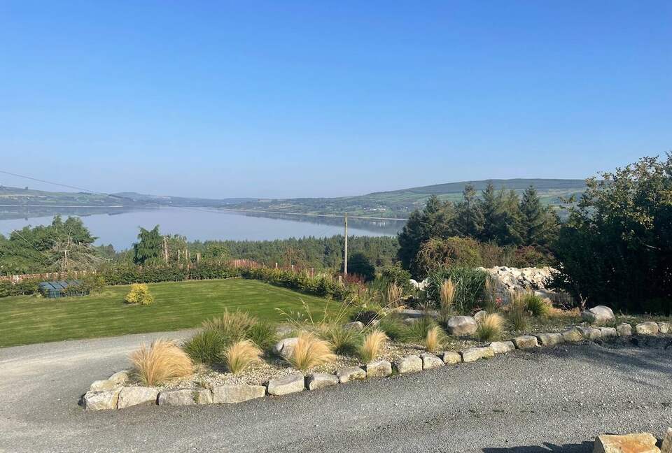 Elegant Countryside Haven with Scenic Wicklow Views - Ballynastockan, Ireland