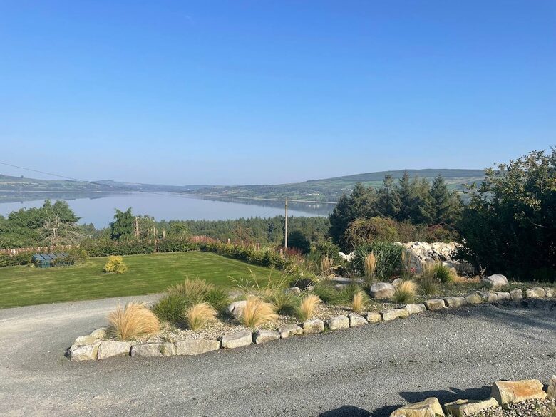 Elegant Countryside Haven with Scenic Wicklow Views - Ballynastockan, Ireland