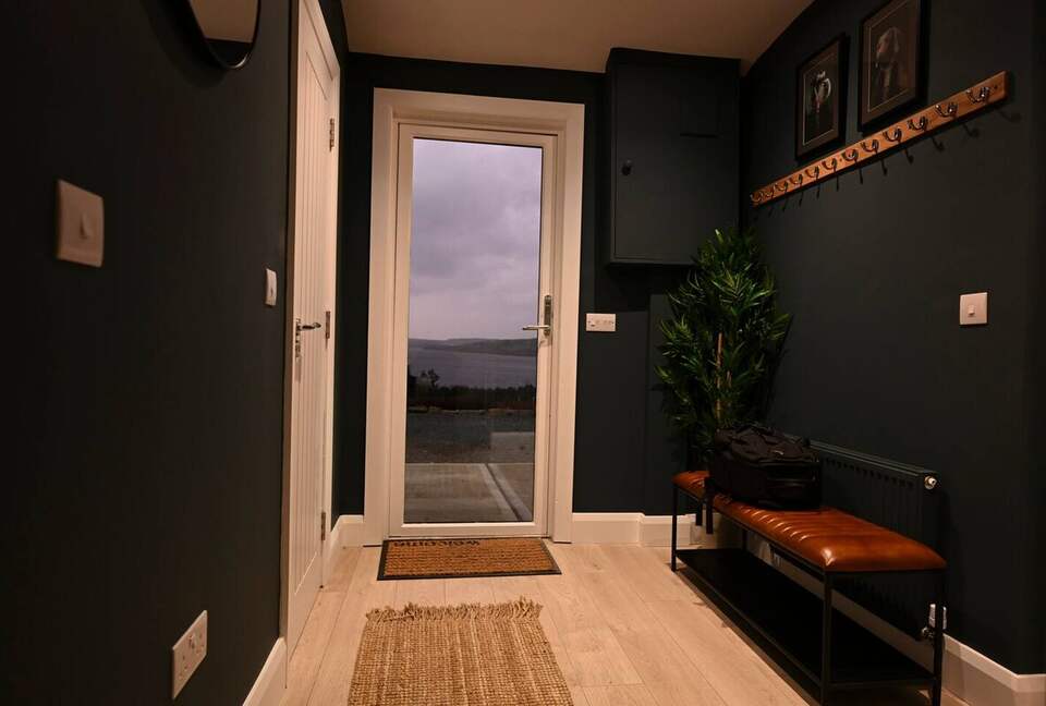 Elegant Countryside Haven with Scenic Wicklow Views - Ballynastockan, Ireland