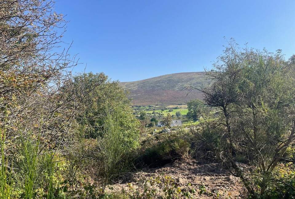 Elegant Countryside Haven with Scenic Wicklow Views - Ballynastockan, Ireland