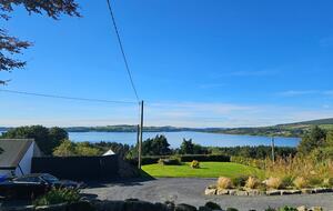 Elegant Countryside Haven with Scenic Wicklow Views - Ballynastockan, Ireland