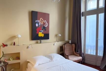 Apartment with Panoramic Views of Place de la Comédie - Montpellier, France