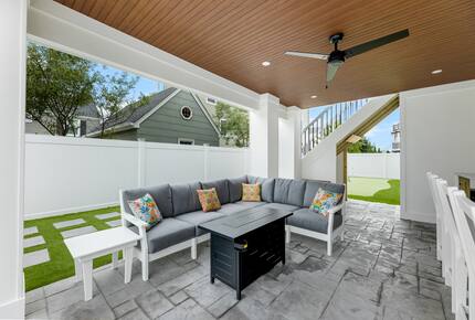 Modern Beach Haven Escape with Endless Amenities - Beach Haven, New Jersey