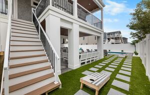 Modern Beach Haven Escape with Endless Amenities - Beach Haven, New Jersey