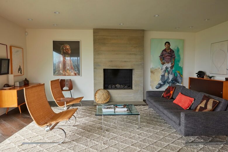 Modernist Hillside Haven with Panoramic LA Views - Los Angeles, California