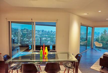 Modernist Hillside Haven with Panoramic LA Views - Los Angeles, California
