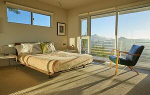 Modernist Hillside Haven with Panoramic LA Views - Los Angeles, California