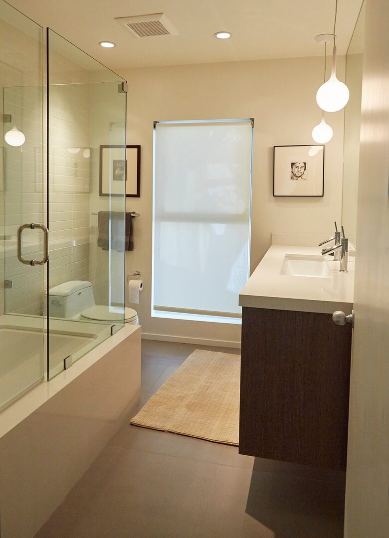 Modernist Hillside Haven with Panoramic LA Views - Los Angeles, California