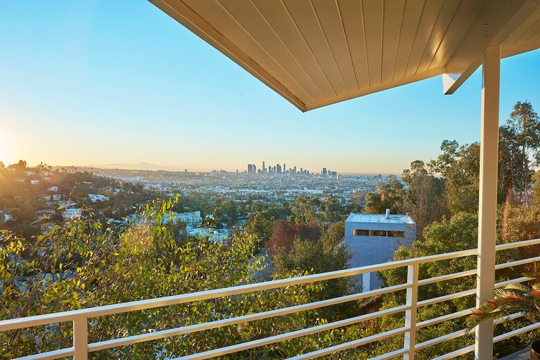 Modernist Hillside Haven with Panoramic LA Views - Los Angeles, California
