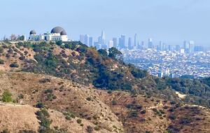 Modernist Hillside Haven with Panoramic LA Views - Los Angeles, California