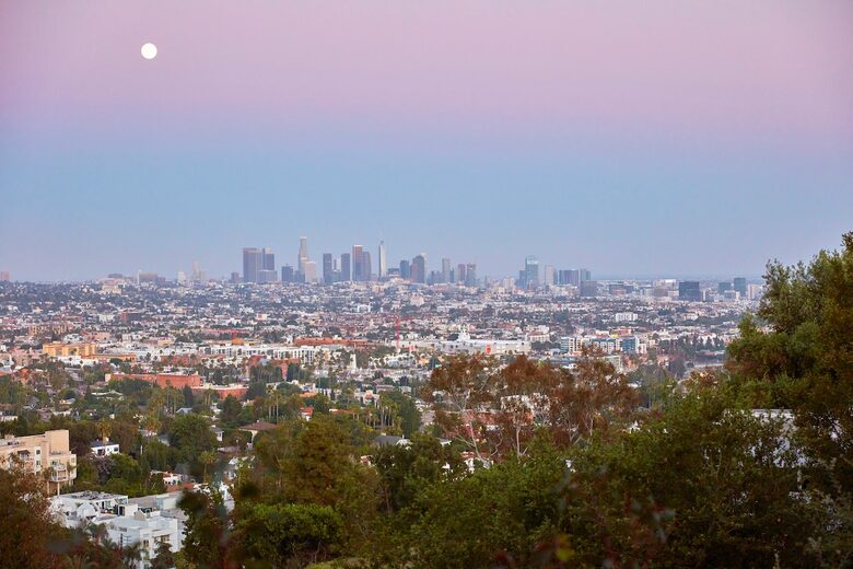 Modernist Hillside Haven with Panoramic LA Views - Los Angeles, California