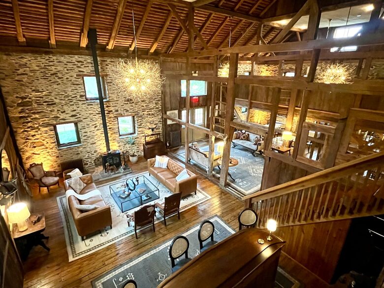 Rustic-Luxe Countryside Retreat in Bucks County - Perkasie, Pennsylvania