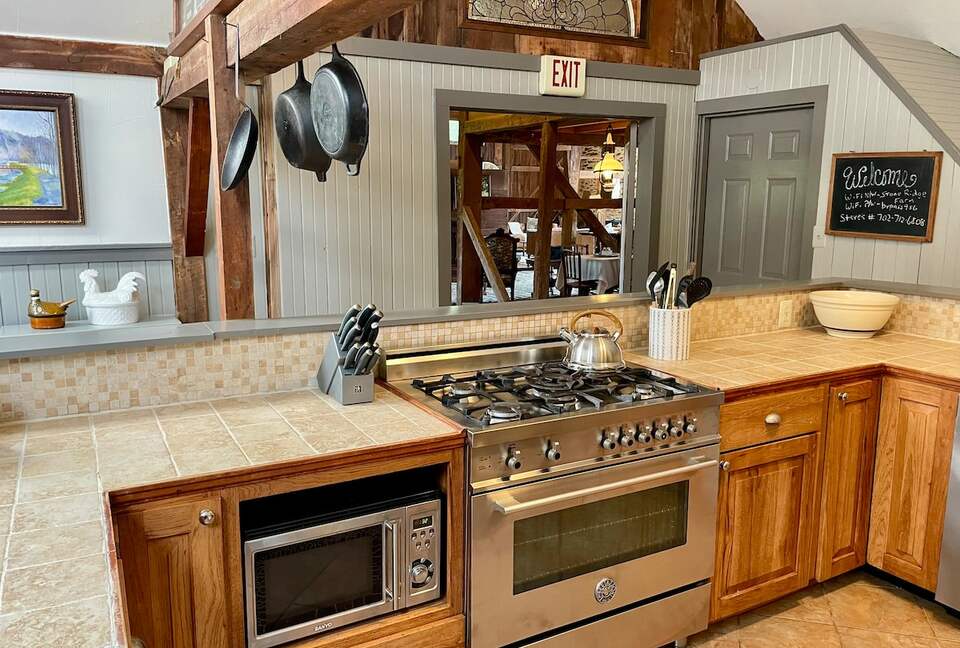 Rustic-Luxe Countryside Retreat in Bucks County - Perkasie, Pennsylvania