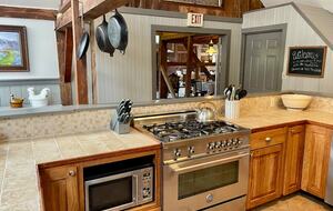 Rustic-Luxe Countryside Retreat in Bucks County - Perkasie, Pennsylvania