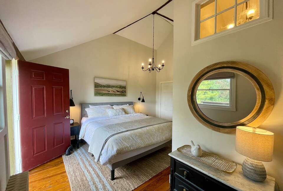 Rustic-Luxe Countryside Retreat in Bucks County - Perkasie, Pennsylvania