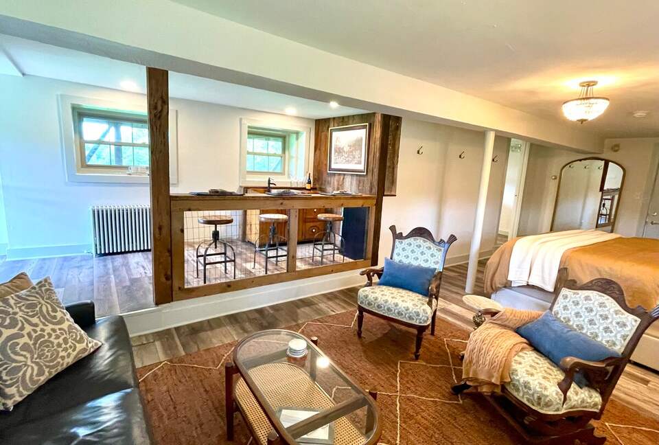 Rustic-Luxe Countryside Retreat in Bucks County - Perkasie, Pennsylvania