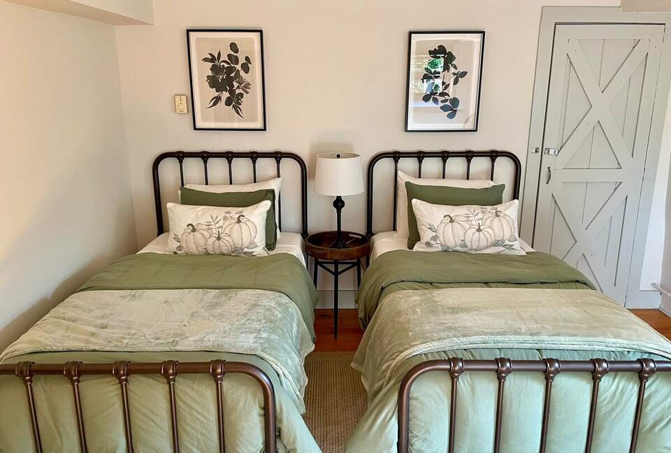 Rustic-Luxe Countryside Retreat in Bucks County - Perkasie, Pennsylvania