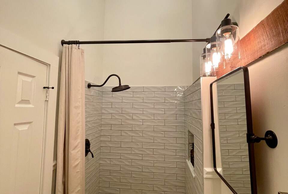 Rustic-Luxe Countryside Retreat in Bucks County - Perkasie, Pennsylvania