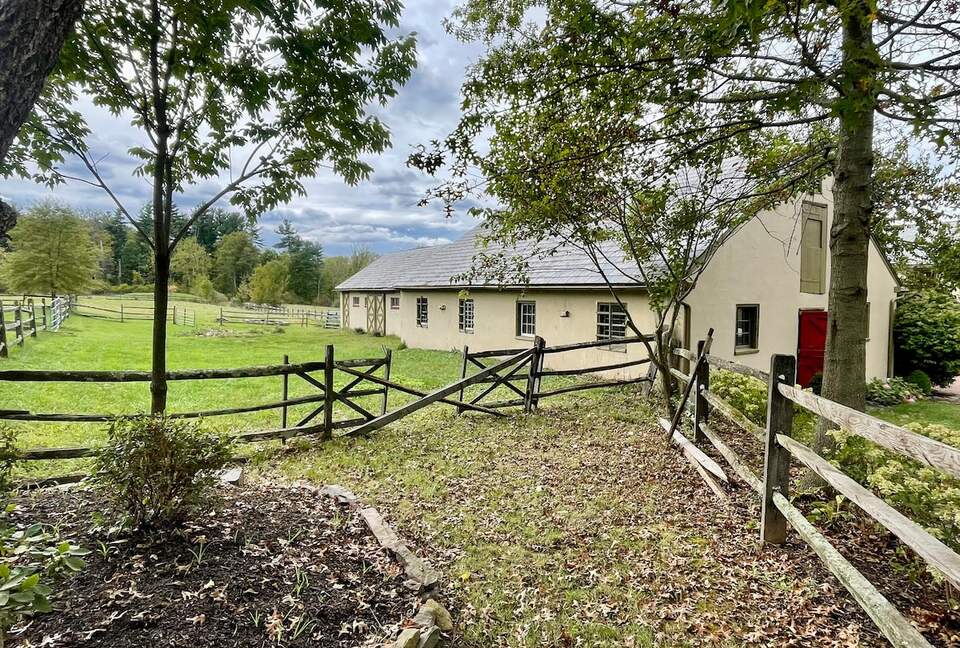Rustic-Luxe Countryside Retreat in Bucks County - Perkasie, Pennsylvania