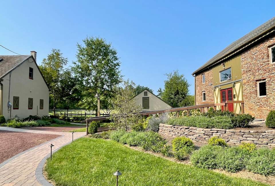 Rustic-Luxe Countryside Retreat in Bucks County - Perkasie, Pennsylvania