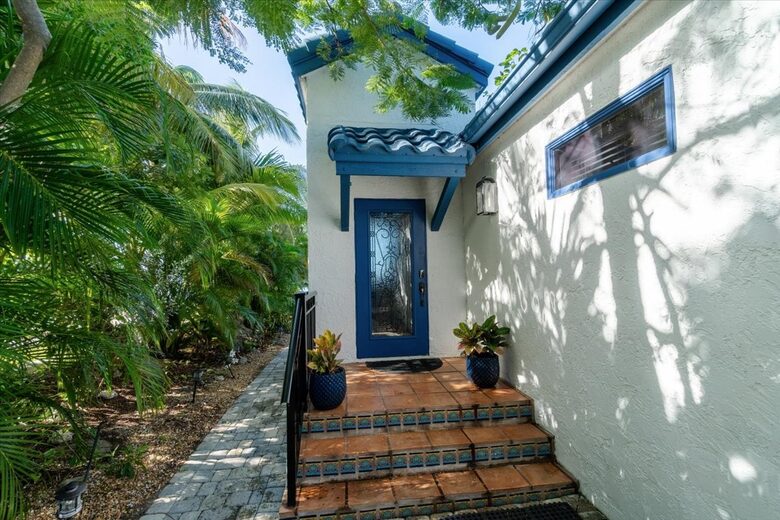 Coastal Comfort on Open Water - Marathon, Florida