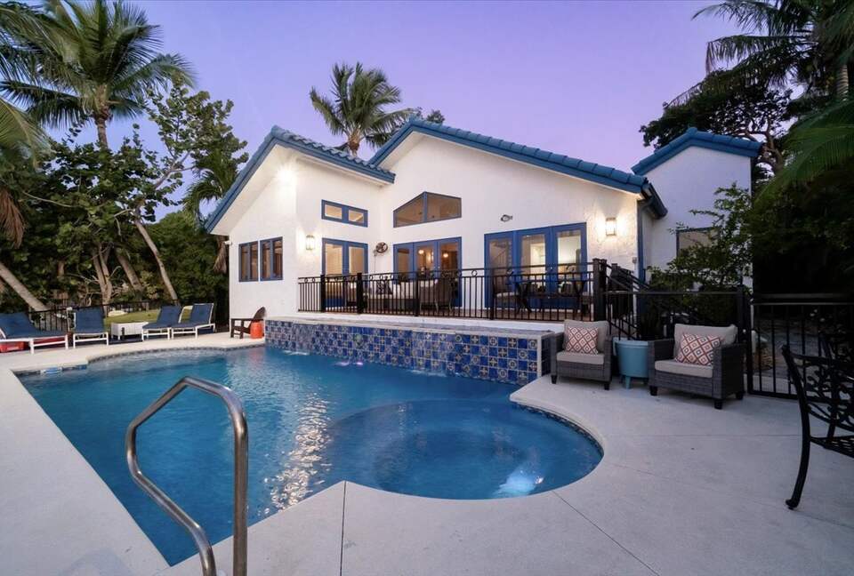 Coastal Comfort on Open Water - Marathon, Florida