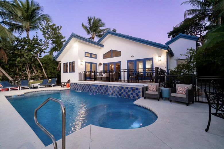 Coastal Comfort on Open Water - Marathon, Florida