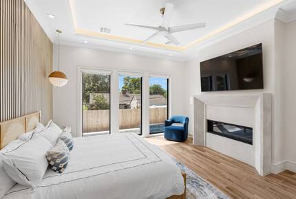 Luxury Brookside Retreat with Pool & Hot Tub - Tulsa, Oklahoma