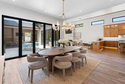 Luxury Brookside Retreat with Pool & Hot Tub - Tulsa, Oklahoma